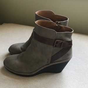 Wedge booties